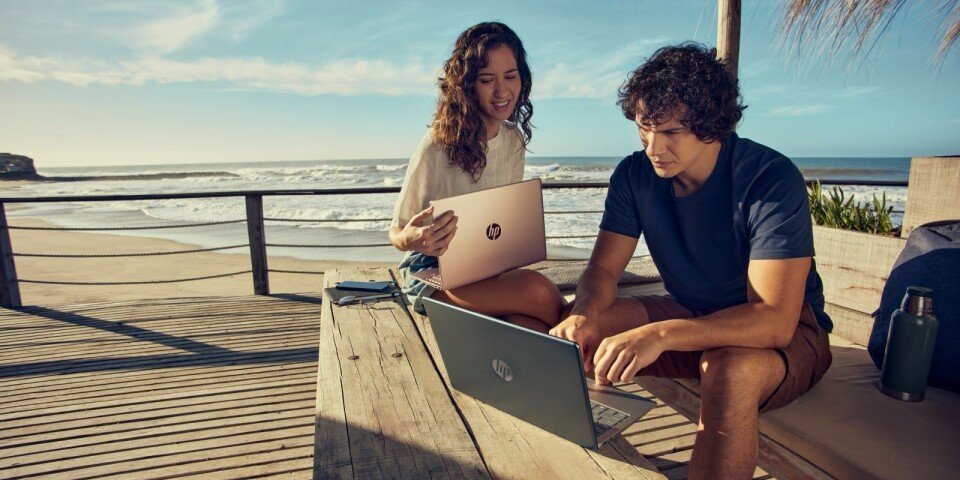 HP Pavilion Plus: Potencia y portabilidad en un diseño premium