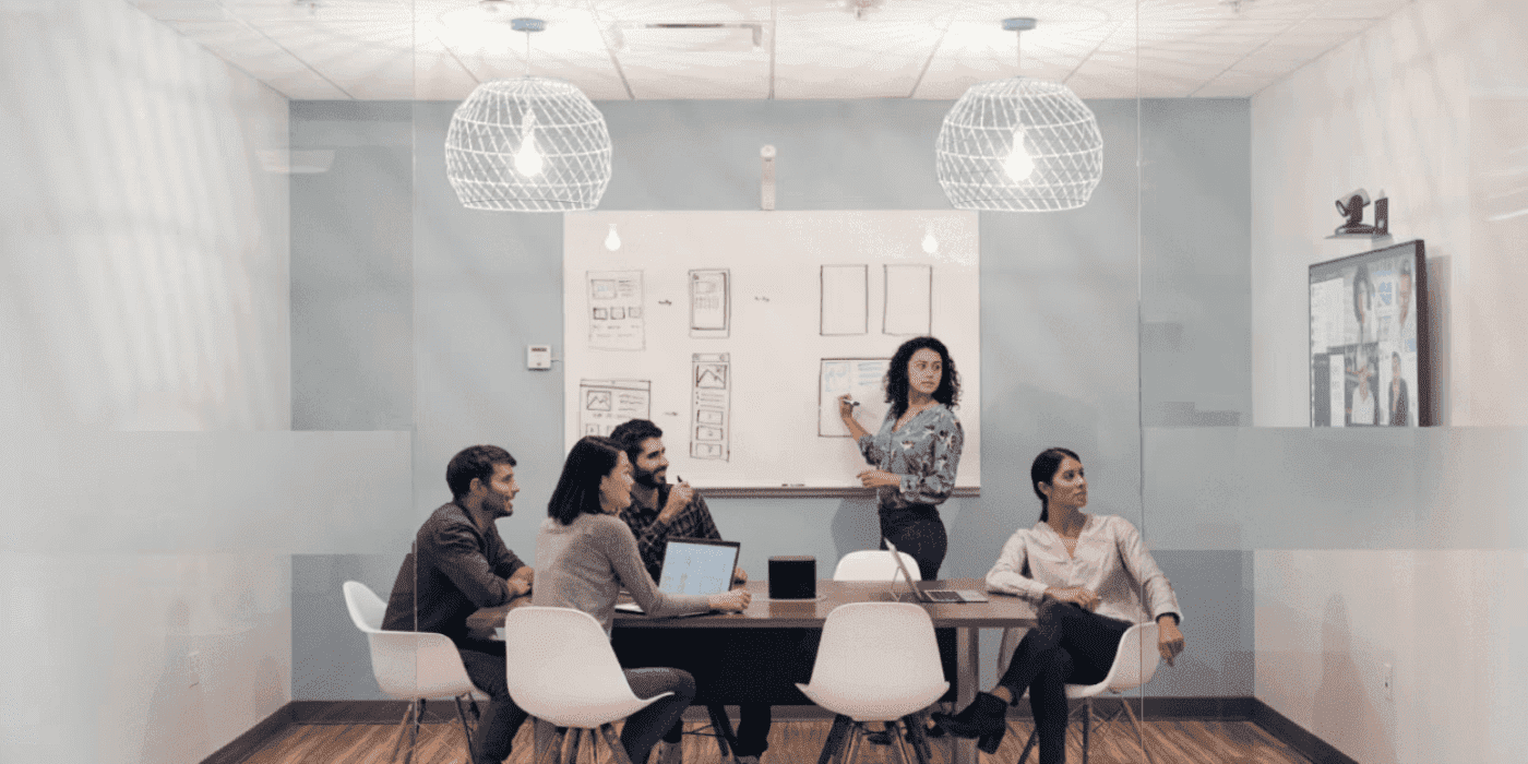 Guía estratégica de implementación de IA para empresas: hoja de ruta completa